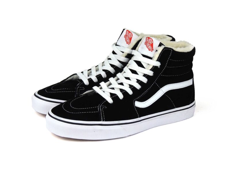 Зимние Vans SK8-Hi на меху черные с белым (35-45)