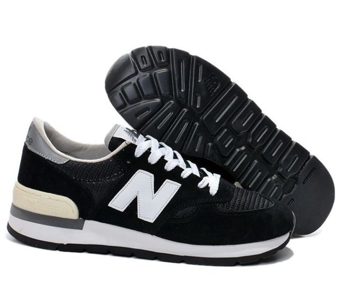 New Balance 990 замшевые черные с белым (39-43)