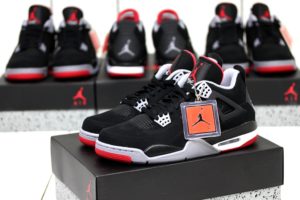 Nike Air Jordan 4 черные с серым (35-45)