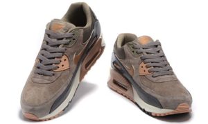 Nike Air Max 90 замша коричневый с серым (35-44)