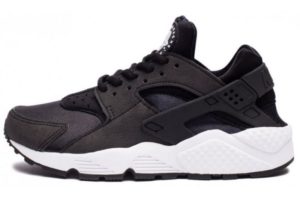 Nike Air Huarache черные с белым (35-45)