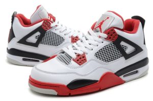 Air Jordan 4 Retro белые с красным и черным (39-45)