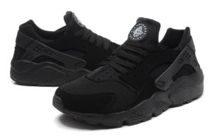 Nike Huarache черные (35-45)