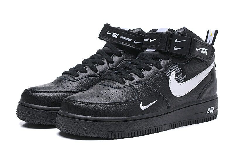 Зимние Nike Air Force 1 Mid 07 LV8 Utility с мехом черные с белым (35-45)